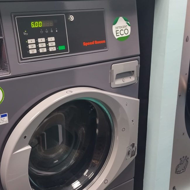 Detergent ecològic a les bugaderies autoservei