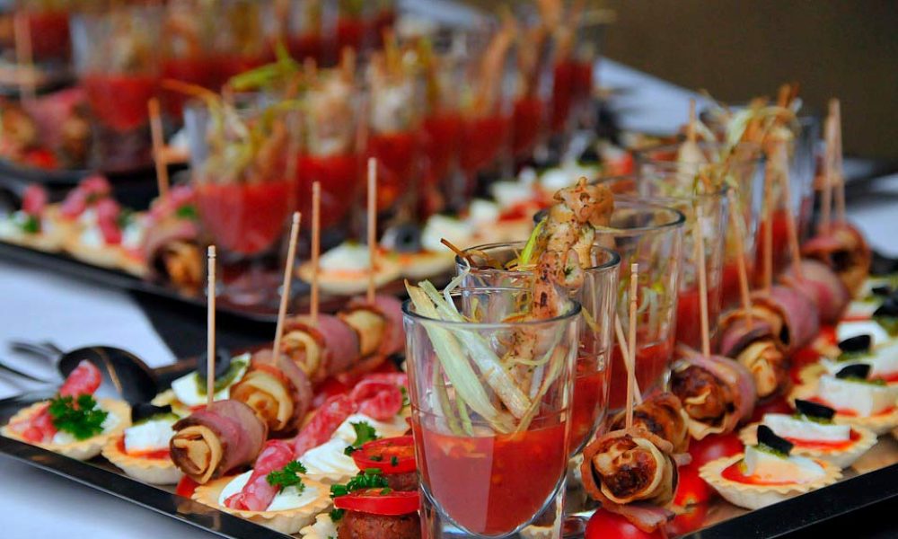 Les Tapes i els Seus Orígens Les Tapes i els Seus Orígens, vermut, aperitiu o entremès